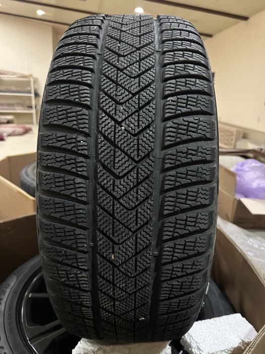 Диски и зимние шины комплект от BMW X5,X6,X7