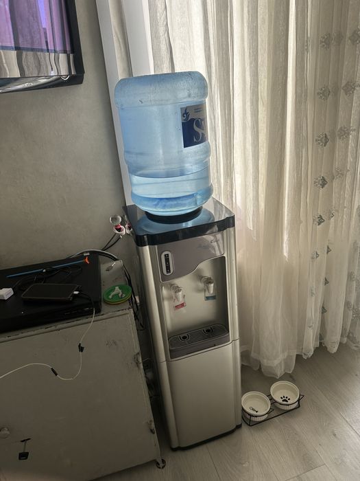 Продам кулер  для воды