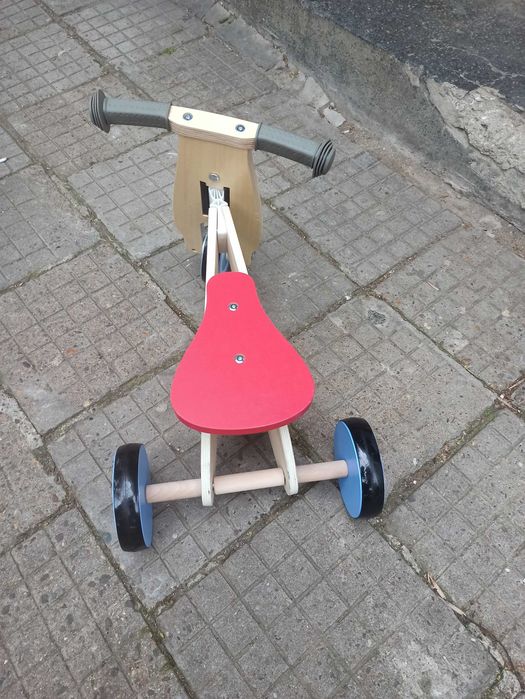 Дървена триколка без педали