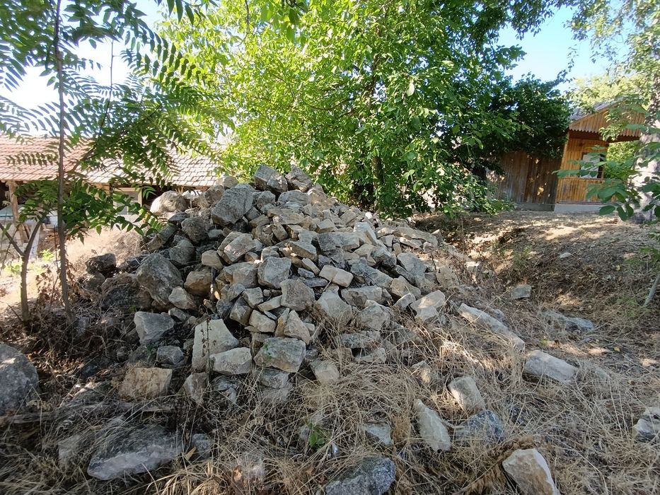 Камъни за зидария и за настилки