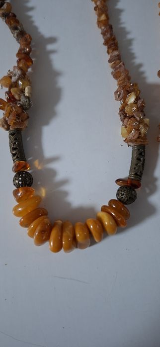 Продам бусы из янтаря