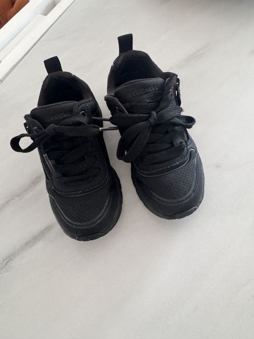 Skechers marimea 27, ca noi