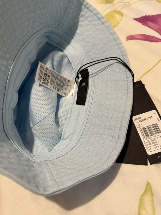 Bască Y3 noua cu eticheta marimea M !