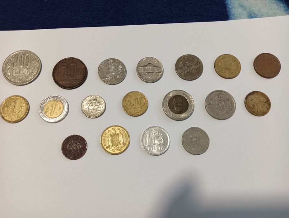 Monezi vechi           cine dorește mă sunati