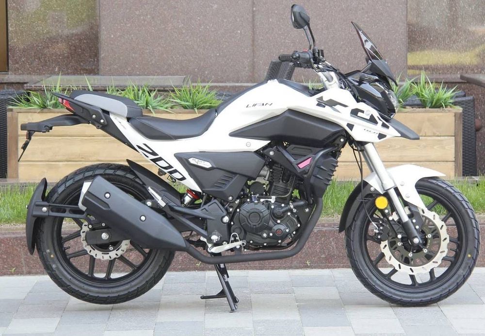 Мотоцикл LIFAN KPT200