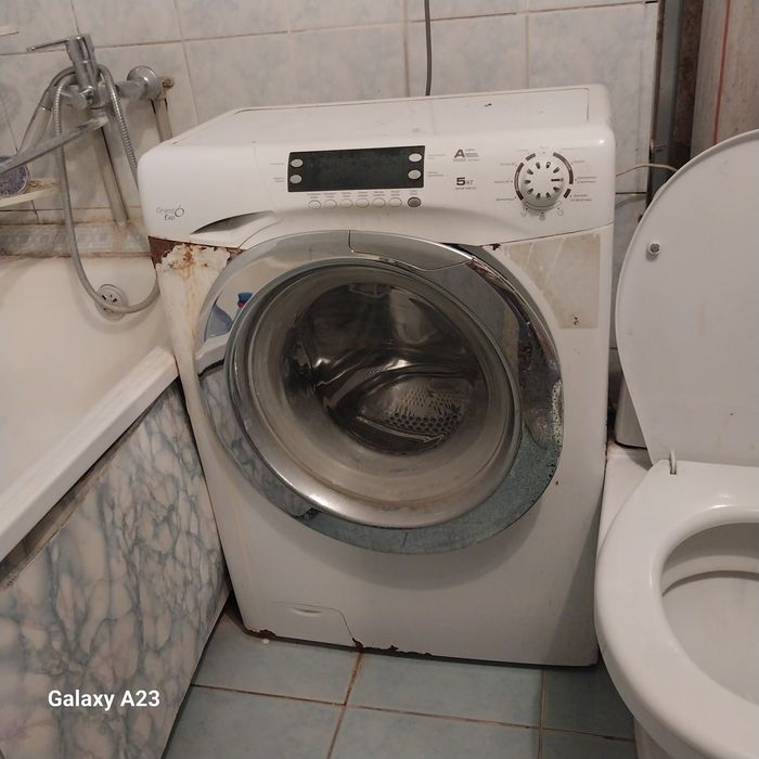 Стиральная машинка автомата "Candy"