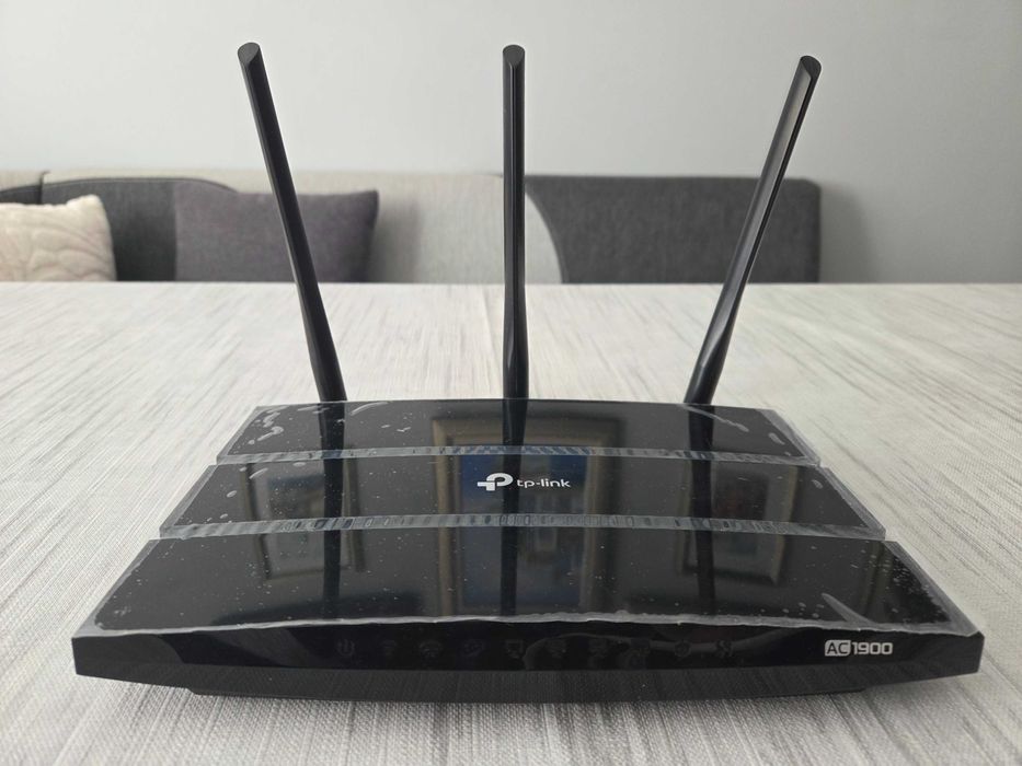 Продавам Wi-Fi рутер TP-Link Archer A9 (AC1900, MU-MIMO, Gigabit)