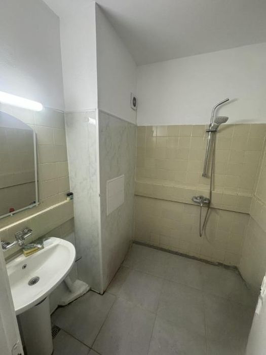 Дава се под наем Двустаен апартамент в Пловдив, Кючук Париж - 70 кв.м за 357 € - Снимка #3