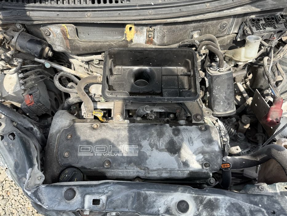 Сузуки Игнис 1,3 бензин 2003г. на части.