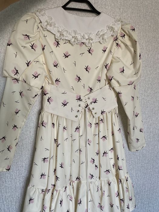 Продам платье нежное