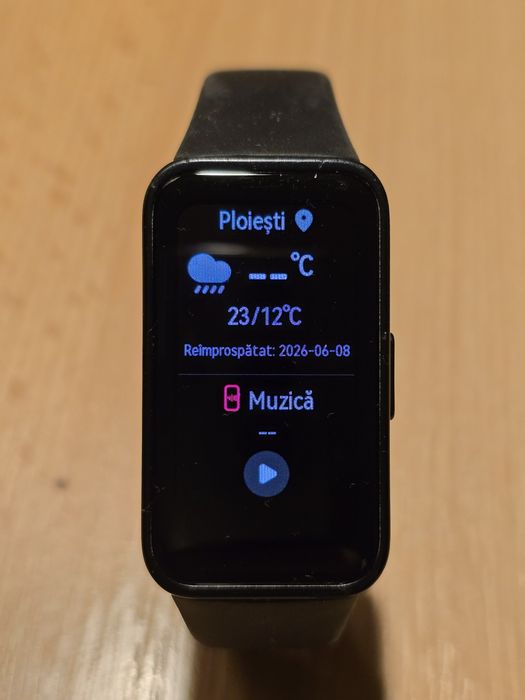 Brățară fitness Huawei Band 8, cablu încărcare, cutie, brățară silicon gratuită