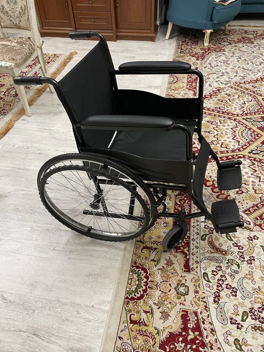 Инвалидное кресло-коляска