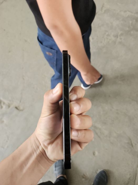 iphon 14pro max narxi 7milyon . Karobkaski yuq