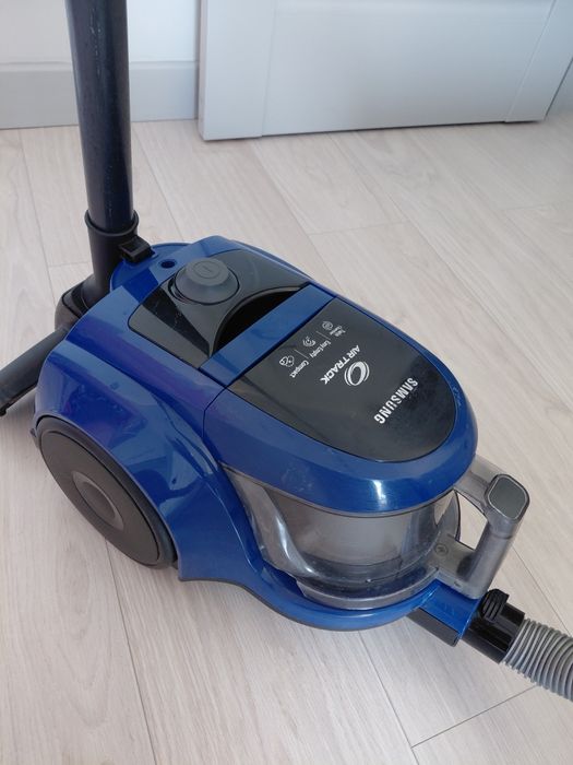 Продам пылесос Samsung Air Track