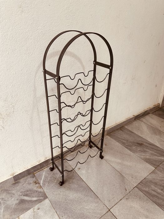 Метален винен стелаж / поставка за бутилки ( 21 бр.)