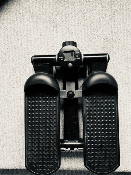 Vand stepper mini cu afisaj