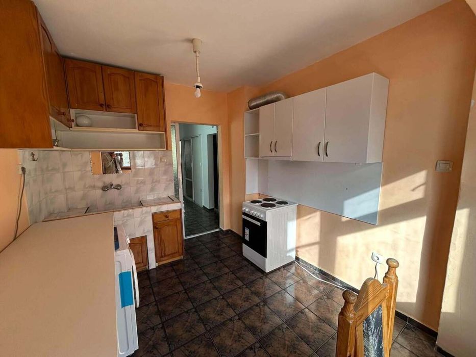 Дава се под наем Двустаен апартамент в Пловдив, Център - 60 кв.м за 350 € - Снимка #6