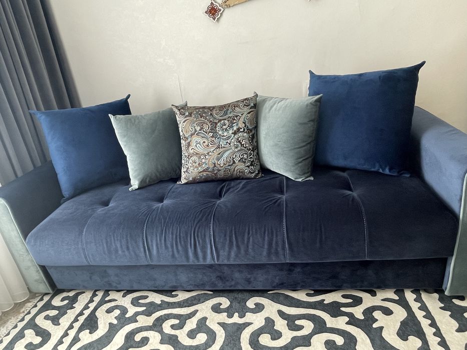 Диван 2.30м на 1.00м