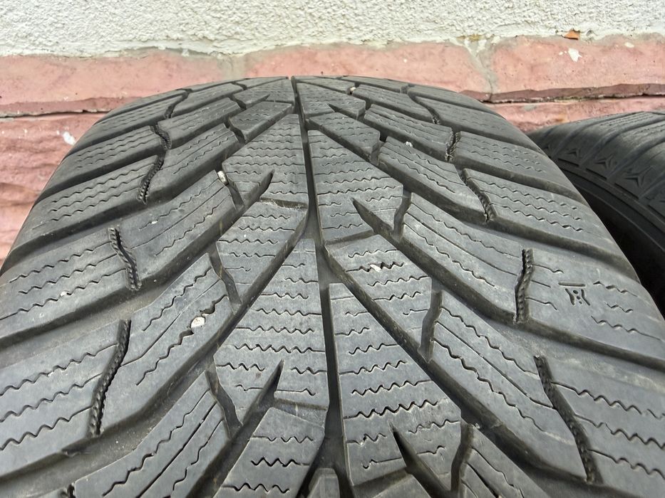 225/50 R17 98V Kumho WinterCRAFT 4 buc