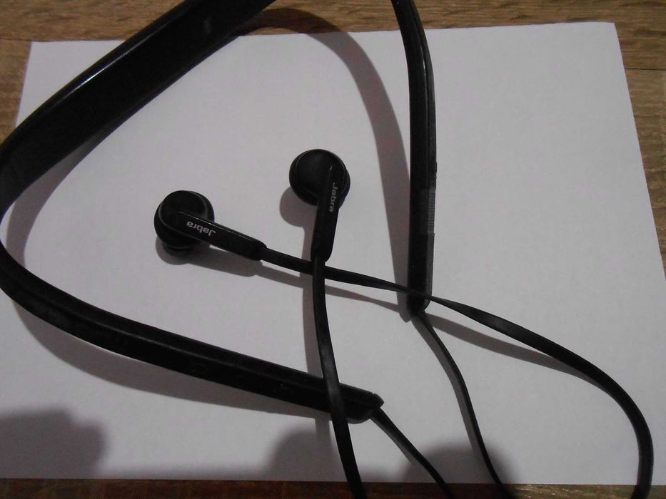 căști JABRA  si TOMMY