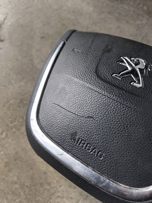 Арматурно табло Peugeot 508 / Пежо 508 2013г.