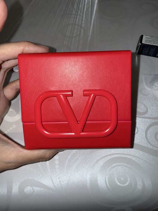 Dior помада продам