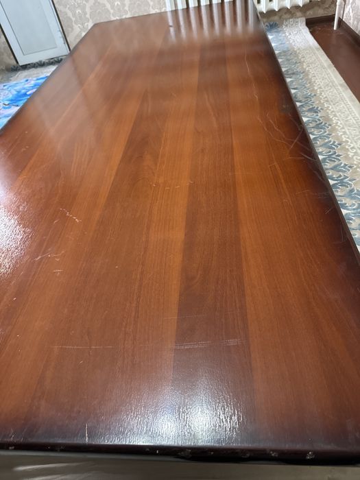 Стол слтилади хам стол хам хонтахта булади