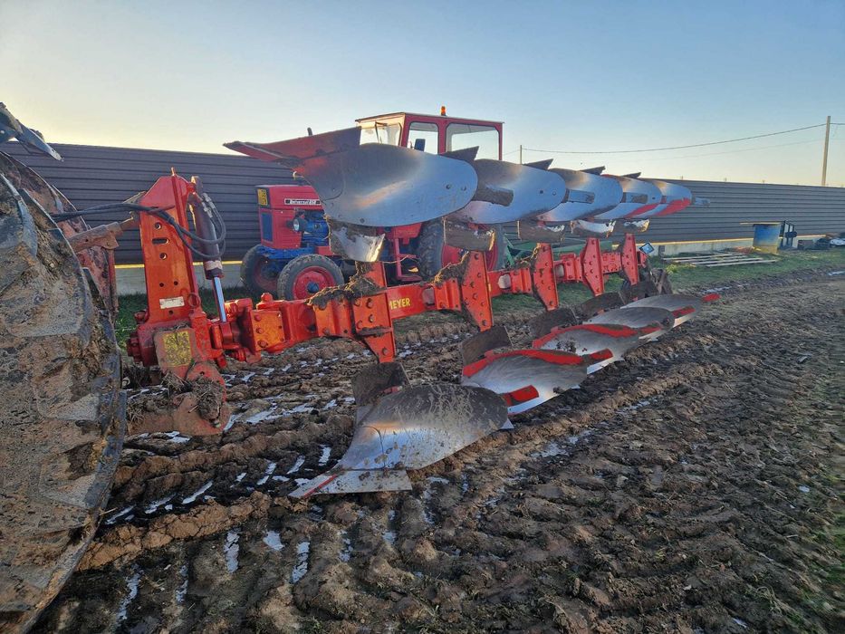 De  vanzare plug 5 brazde Niemeyer