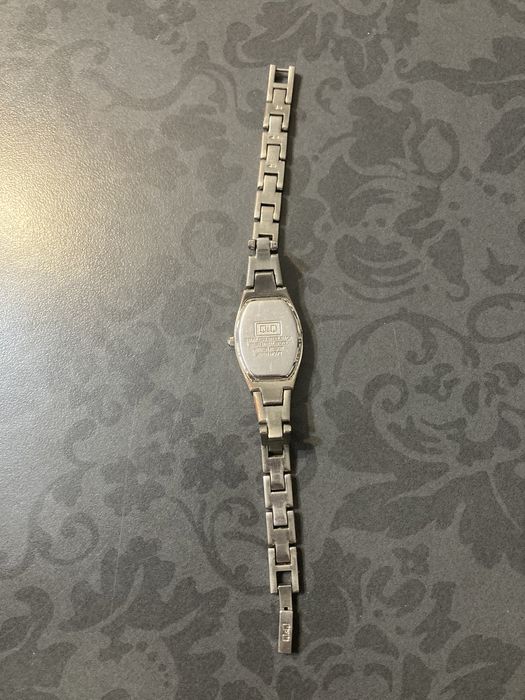 Дамски часовник Q&Q