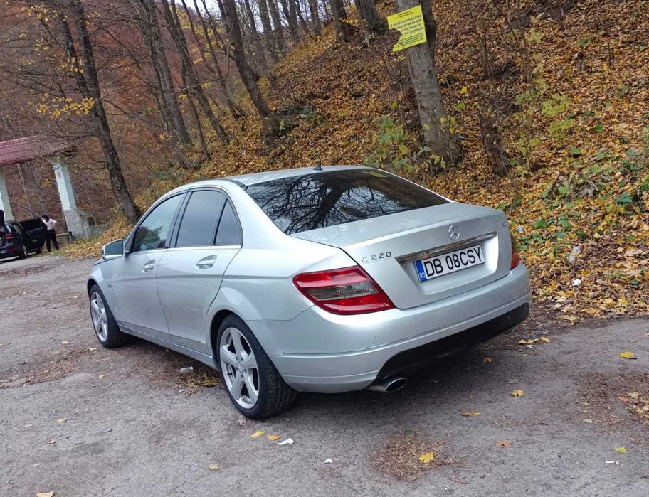 Mercedes-Benz c220