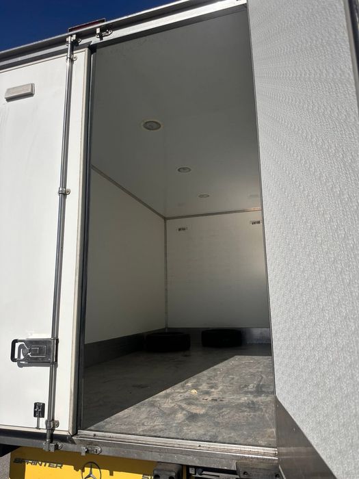 Продавам Фургон Mercedes Sprinter