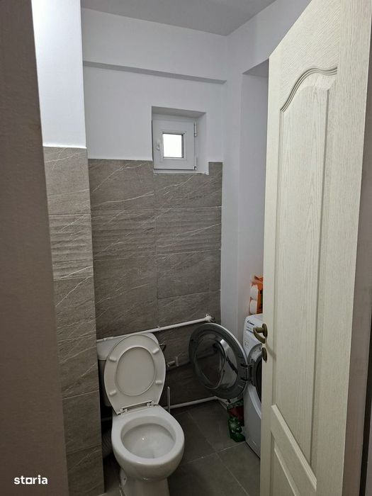 3 camere Banat , RENOVAT  Decomandat / Centrală , preț NEGOCIABIL