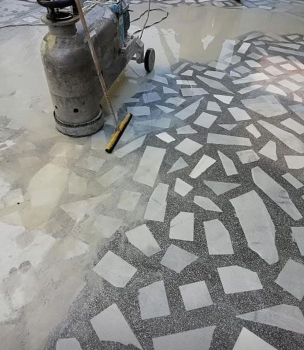 Șlefuite și lustruire marmură, travertin,mozaic granit