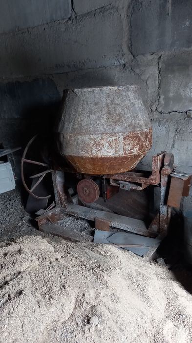 Бетономешалка 0.5 куба на стонине