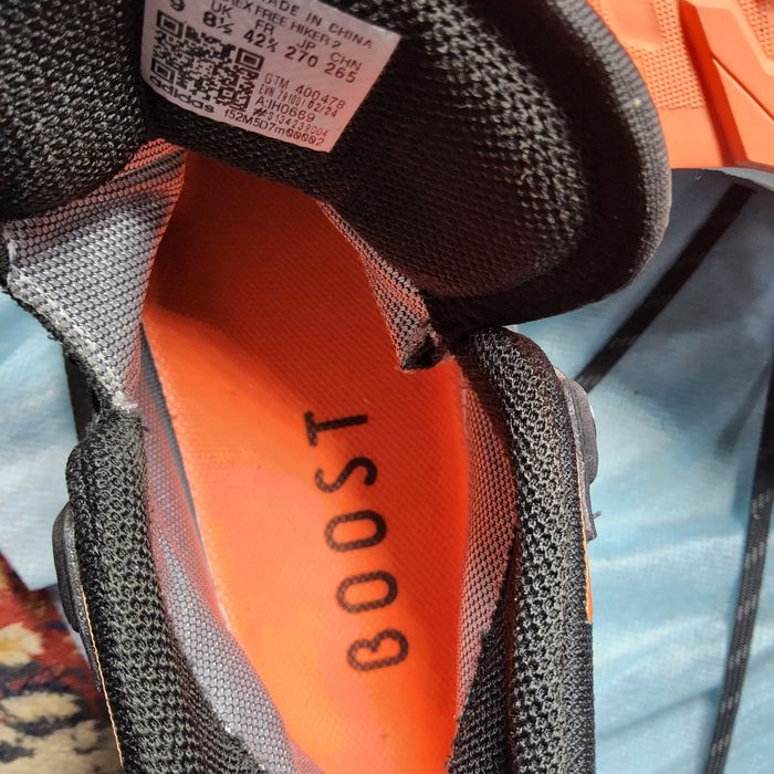 Кроссовки         .