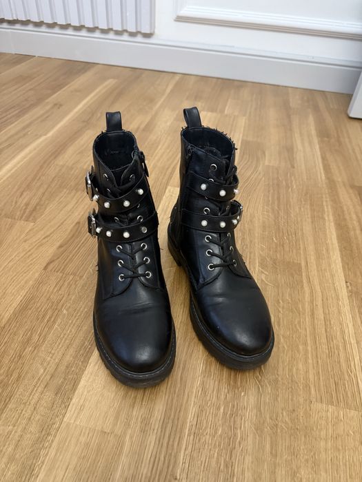 Продаю ботинки демисезон