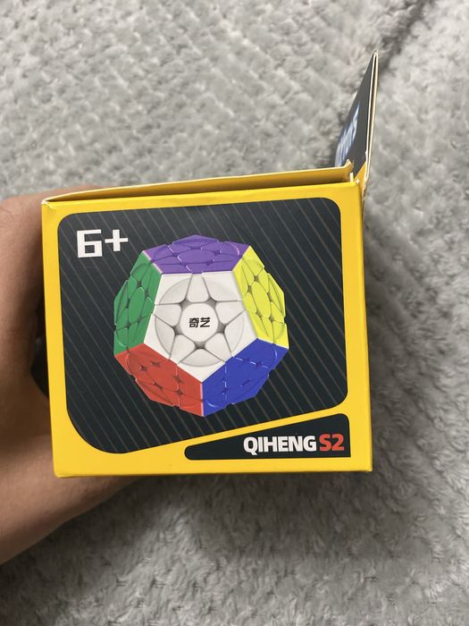 мегаминкс qiheng s2