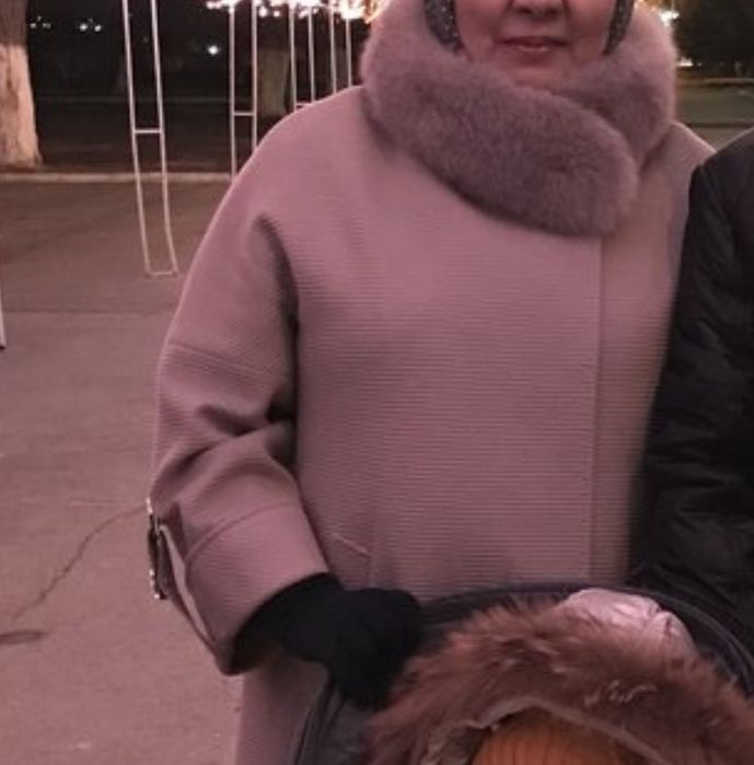 Продам женские вещи