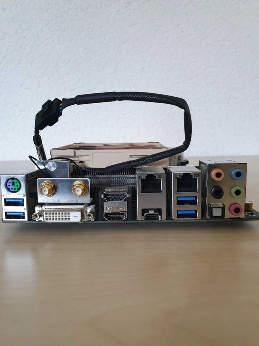 Дънна платка Gigabyte H270N-WIFI Mini ITX + Intel Core I7-7700 16GB RAM + Noctua NH-L9i Cooler