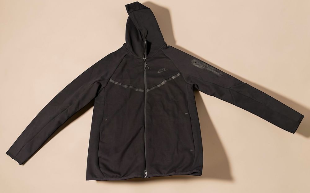 Nike Tech Fleece negru set complet trening bumbac M si XL