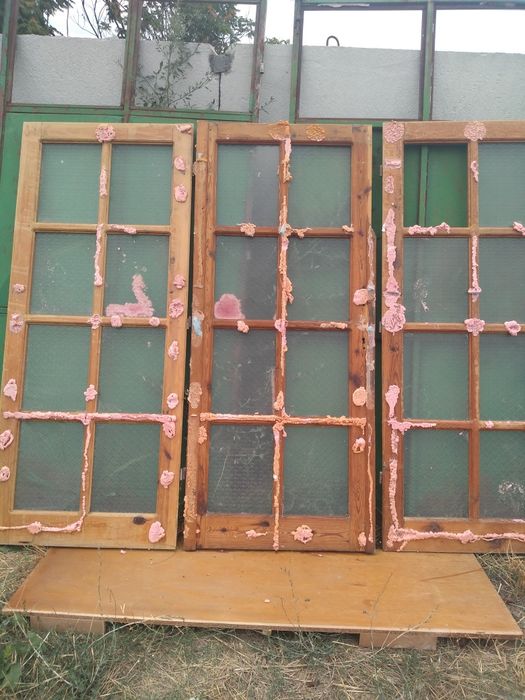 Три броя таблени врати. Цената е за трите