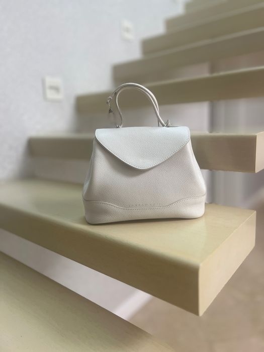 Geanta Laura Maxim Mina