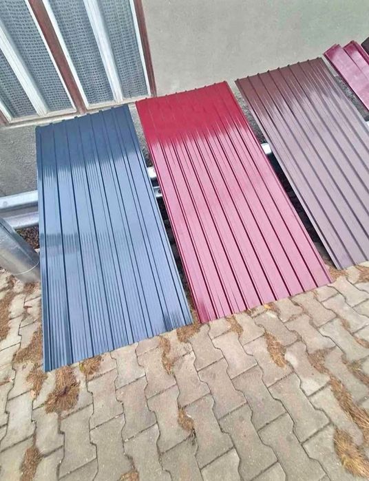 tabla cutata zincata  vopsita