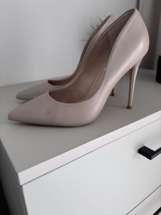 Обувки токчета Steve Madden 40 нюд
