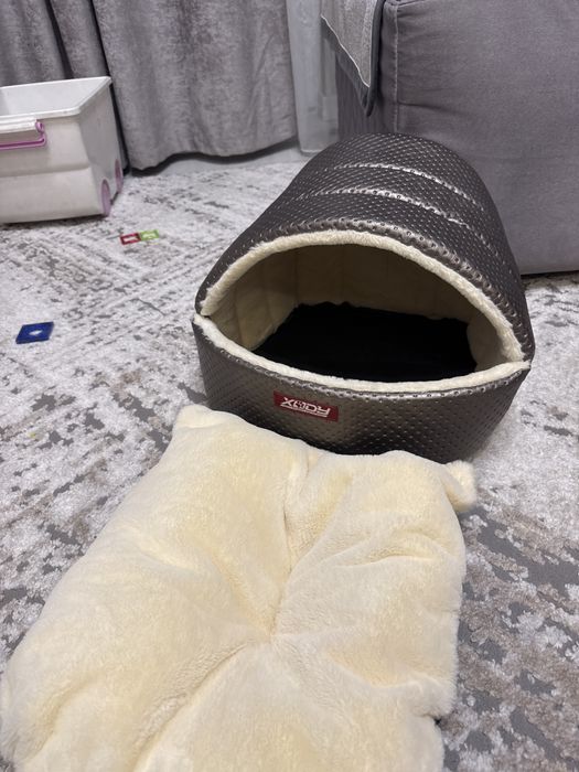 Лежак для кошки новый