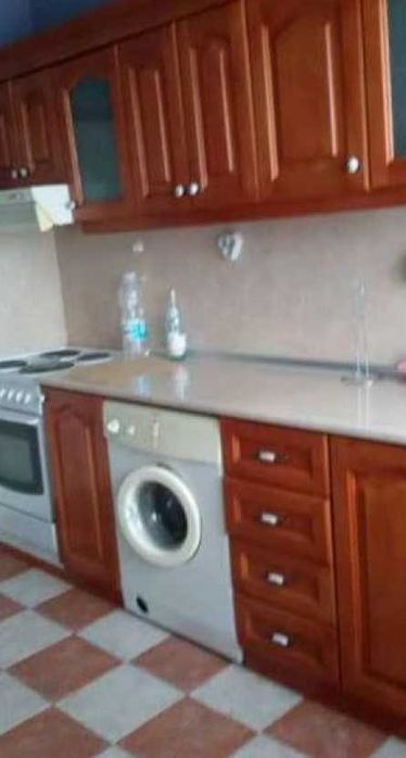 Дава се под наем Тристаен апартамент в Пловдив, Гагарин - 87 кв.м за 397.8 € - Снимка #1