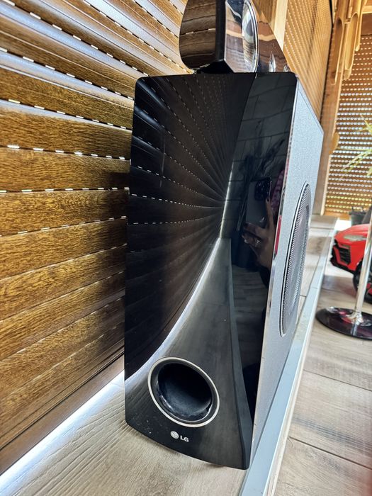 Система за домашно кино LG HT762