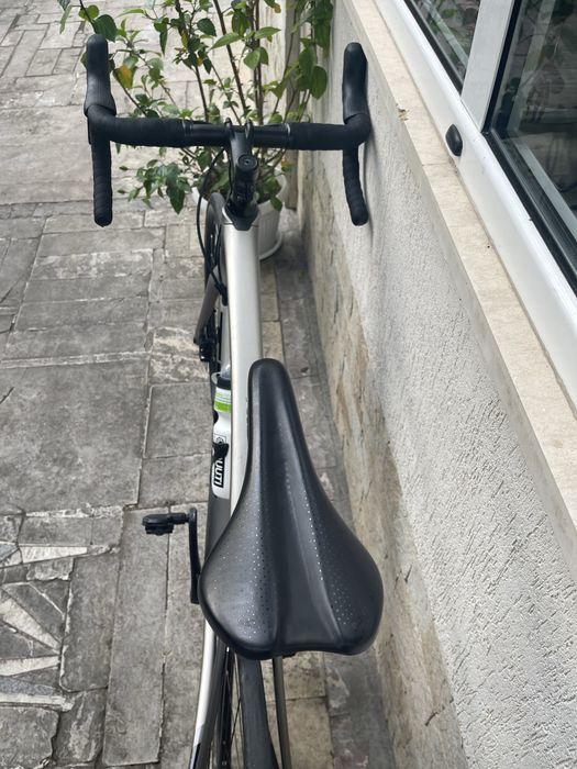 Карбонов шосеен велосипед Trek Domane SL6, рвзмер Л-56