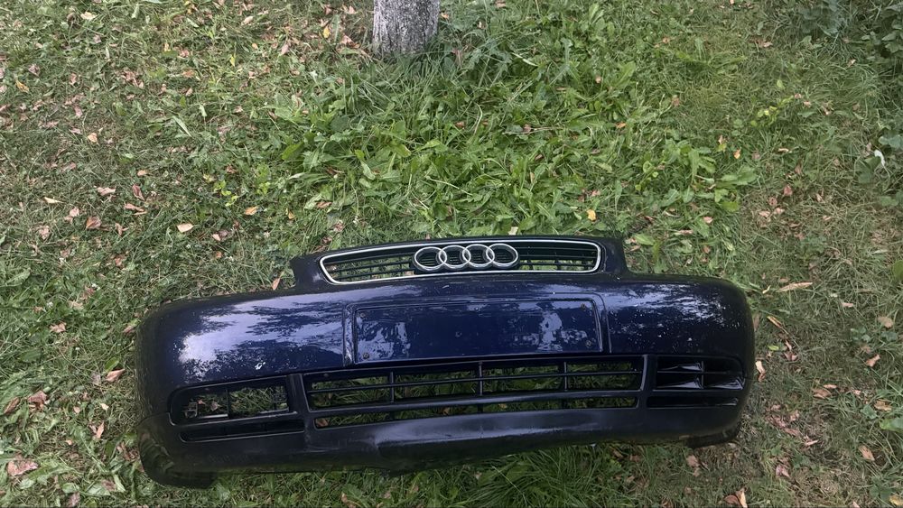 Продовам предна броня за ауди а3 8L цена 40€