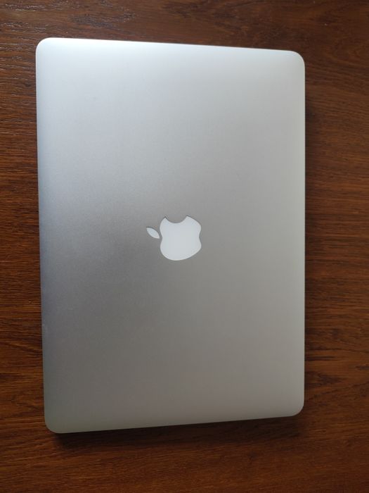 MacBook Air 13" 2018 1.8GHz 8GB RAM 121GB SSD A1466